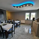Borostyan Szallashely 3*