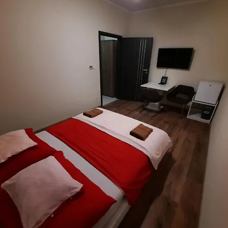 Borostyan Panzio Bed & Breakfast *
