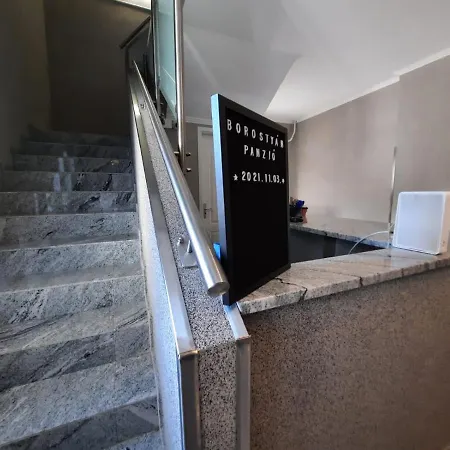 Bed and Breakfast Borostyan Panzio Ντέμπρετσεν