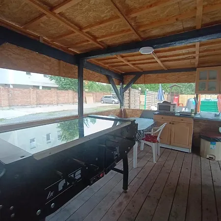 Borostyan Panzio Bed and Breakfast Ντέμπρετσεν