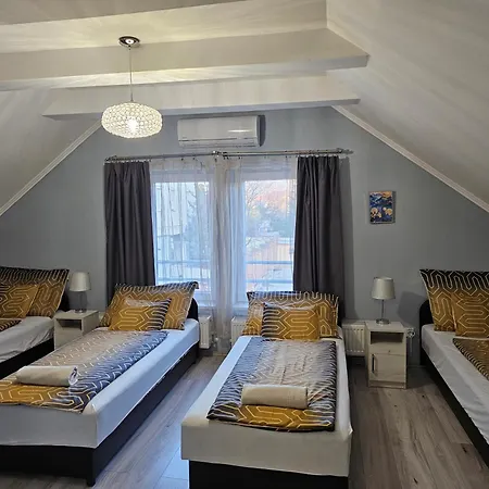 Borostyan Panzio Bed and Breakfast 3*